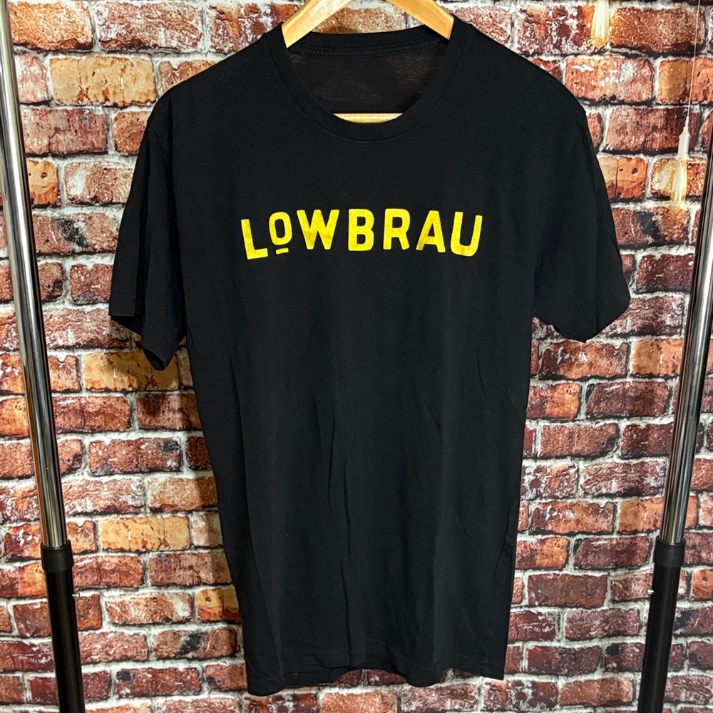 Low Brau beer men’s Black and gold T-Shirt tee short sleeve large